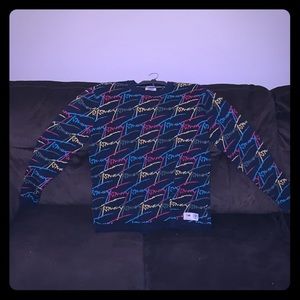 Tommy Jeans oversized fit crew neck.